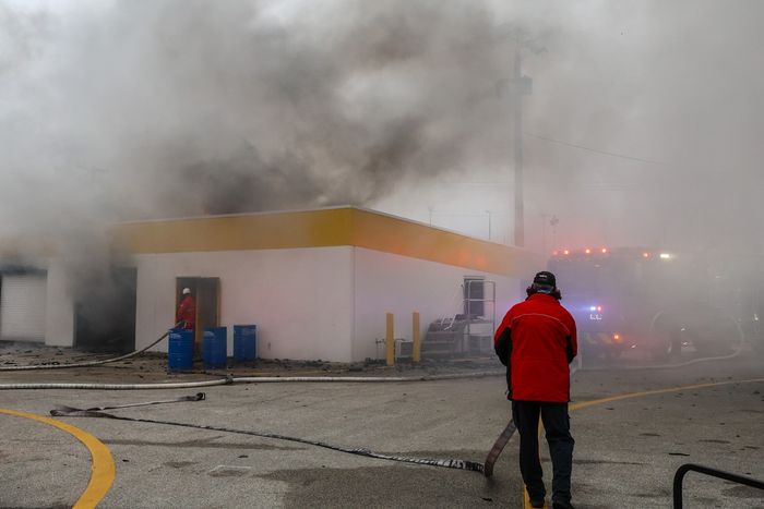 Incendio en la zona de garajes de Daytona