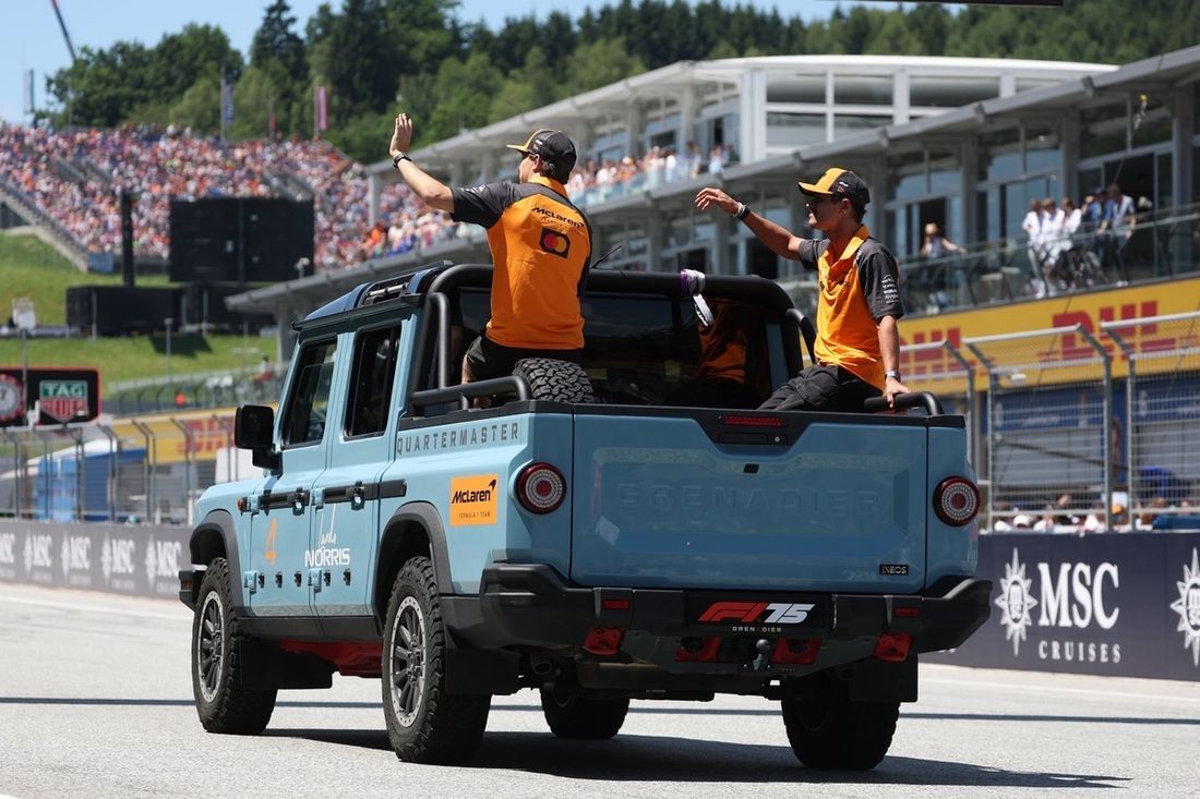 Lando Norris, McLaren, Oscar Piastri