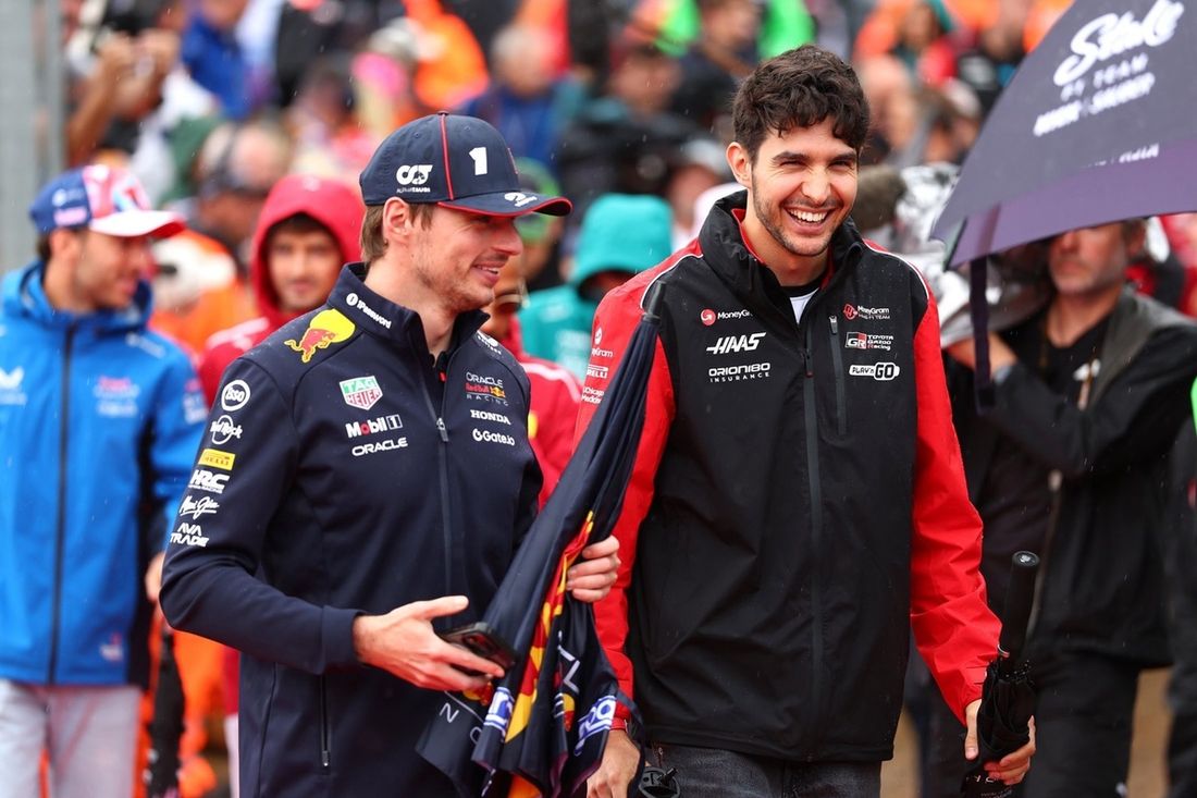 Max Verstappen, Red Bull Racing, Esteban Ocon, Haas F1 Team