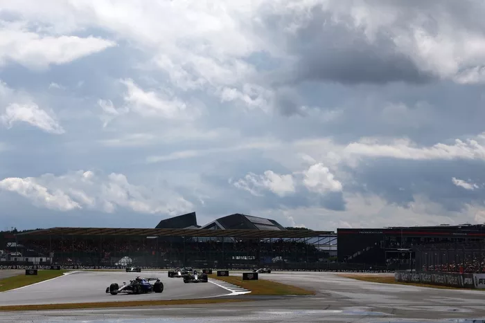 Carlos Sainz, Williams, Alexander Albon, Williams
