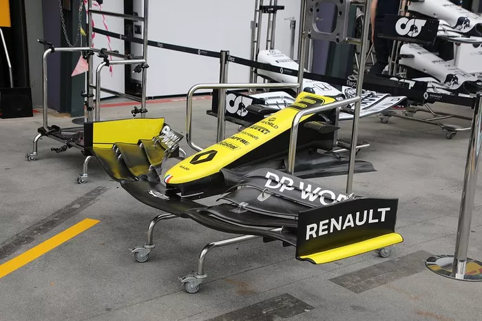Renault F1 Team R.S.20 detalle del alerón delantero