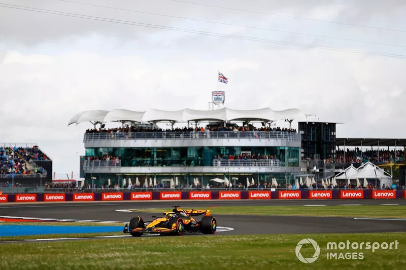 Oscar Piastri, McLaren MCL38