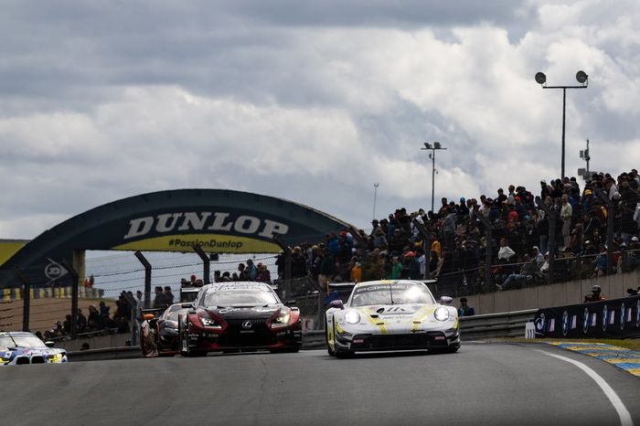  #92 Manthey Purerxcing Porsche 911 GT3 R LMGT3: Aliaksandr Malykhin, Joel Sturm, Klaus Bachler