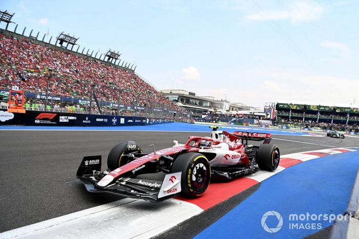 Zhou Guanyu, Alfa Romeo C42