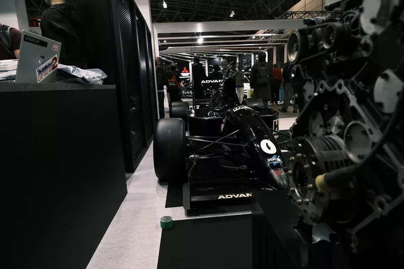 HKS 300E