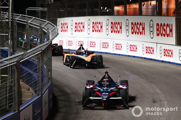 Sam Bird, Jaguar Racing, Jaguar I-TYPE 6, Dan Ticktum, NIO 333 FE Team, NIO 333 ER9, Rene Rast,  McLaren Formula E Team, e-4ORCE 04