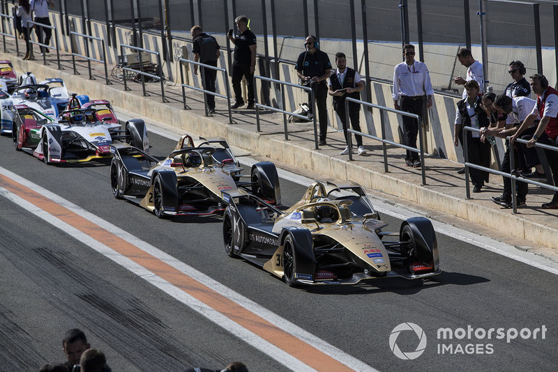 Uji coba balapan: Andre Lotterer, DS TECHEETAH, DS E-Tense FE19 and Jean-Eric Vergne, DS TECHEETAH, DS E-Tense FE19