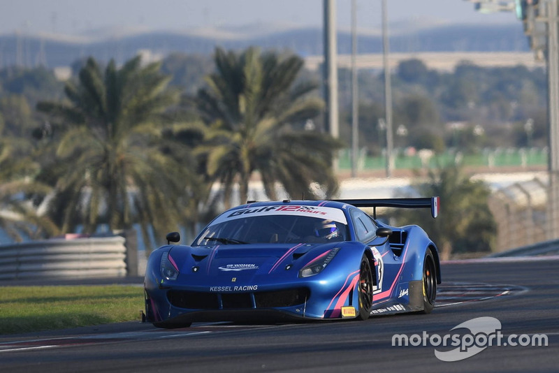 #83 Kessel Racing Ferrari 488 GT3: Manuela Gostner, Rahel Frey, Michelle Gatting