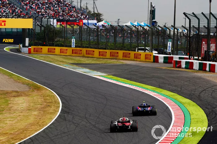Brendon Hartley, Toro Rosso STR13, Charles Leclerc, Sauber C37