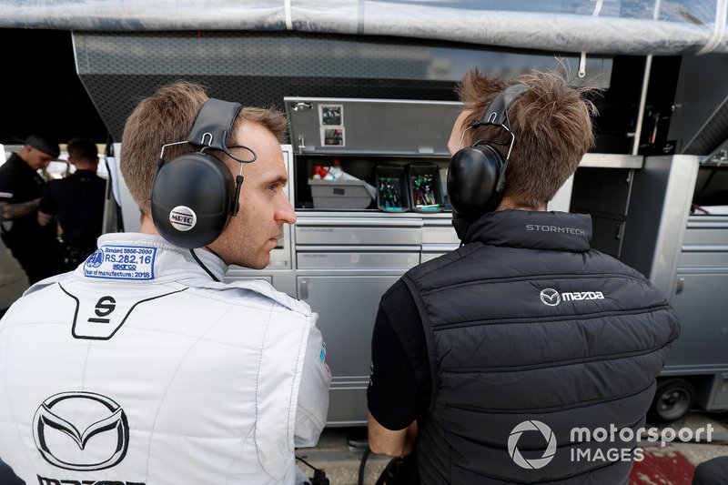 #77 Mazda Team Joest Mazda DPi, DPi: Oliver Jarvis, Tristan Nunez, Timo Bernhard, Rene Rast