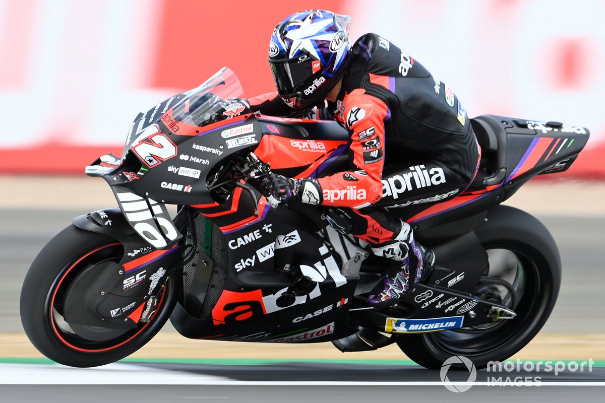 Maverick Viñales, Aprilia Racing Team