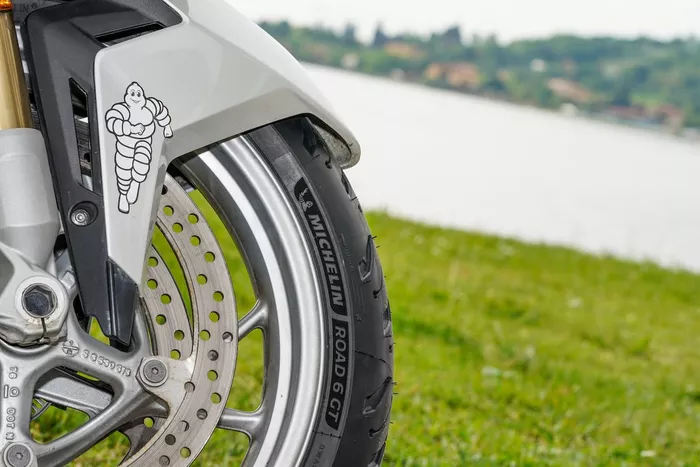 Michelin Road 6 e Road 6 GT