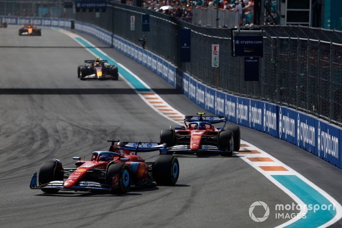 Charles Leclerc, Ferrari SF-24, Carlos Sainz, Ferrari SF-24, Sergio Pérez, Red Bull Racing RB20