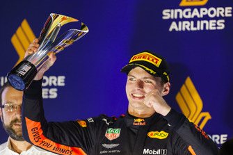 Max Verstappen, Red Bull Racing, 2nd position, lifts his trophy