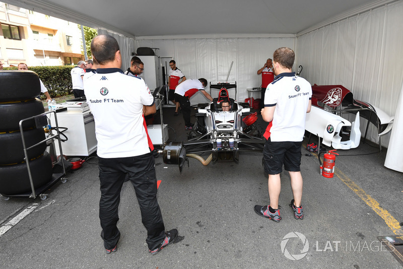 Гараж Alfa Romeo Sauber F1 Team