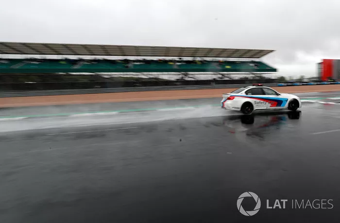 Safety car