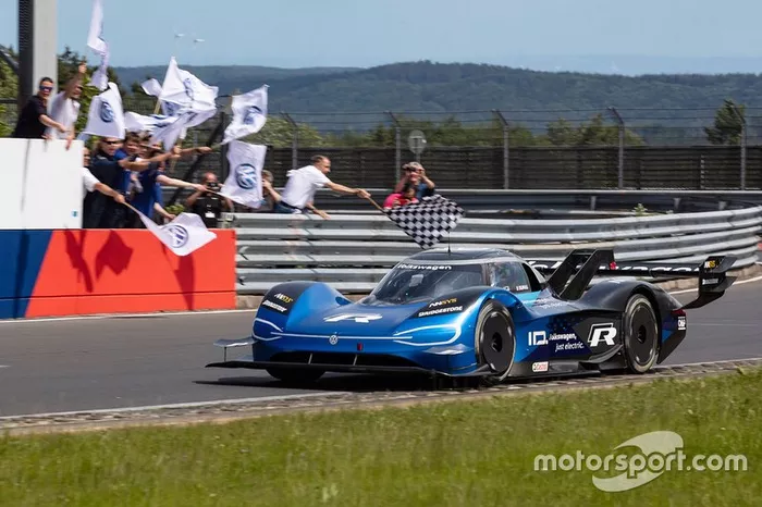 Romain Dumas, Volkswagen ID.R, auf der Nürburgring-Nordschleife
