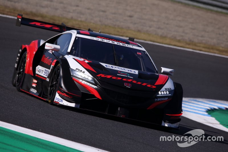 #64 Nakajima Racing Honda NSX-GT: Narain Karthikeyan, Tadasuke Makino 