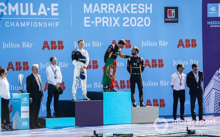 Podio: ganador Antonio Felix da Costa, DS Techeetah, DS E-Tense FE20, segundo lugar, Maximilian Günther, BMW I Andretti Motorsports, y tercer lugar Jean-Eric Vergne, DS Techeetah, DS E-Tense FE20