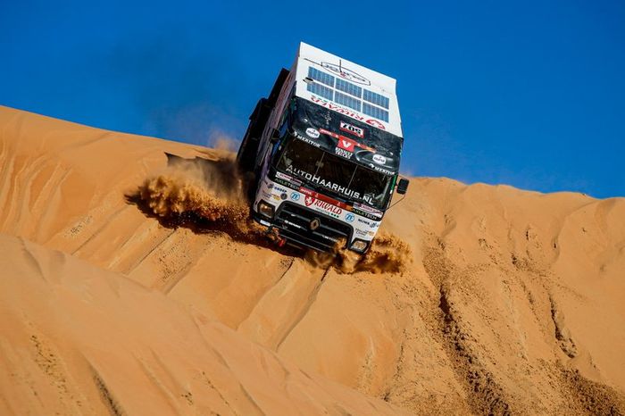 #507 Riwald Dakar Team Renault: Gert Huzink, Rob Buursen, Martin Roesink