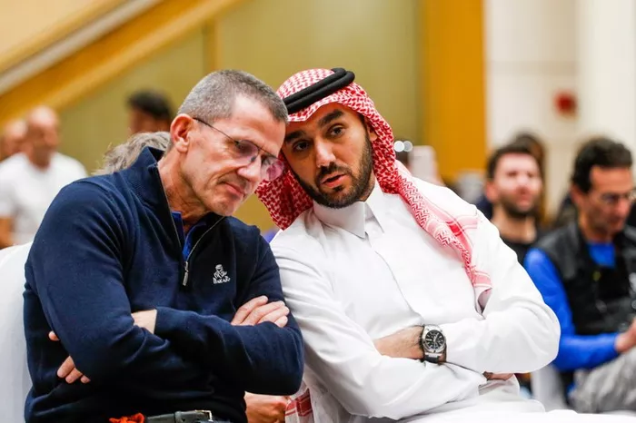 Abdulaziz bin Turki Al Saud en Yann le Moenner, directeur ASO