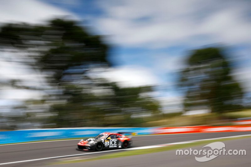 #12 Competition Motorsports / McElrea Racing Porsche 911 GT3-R: David Calvert-Jones, Kevin Estre, Jaxon Evans