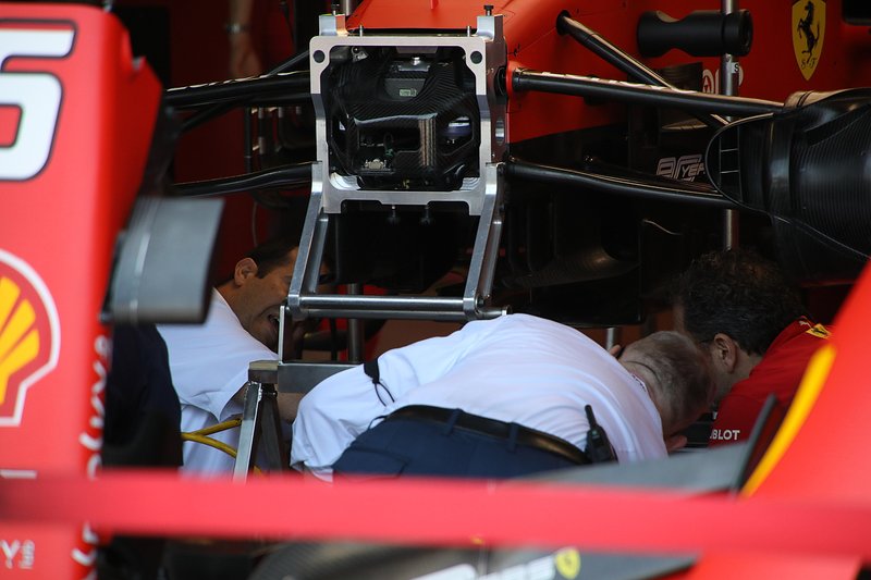 Ferrari SF90 front detail