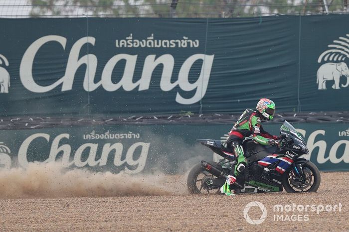 Una casi caída de Warokorn