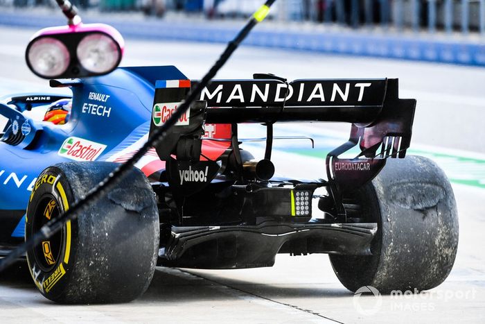 Fernando Alonso, Alpine A521 en el pitlane