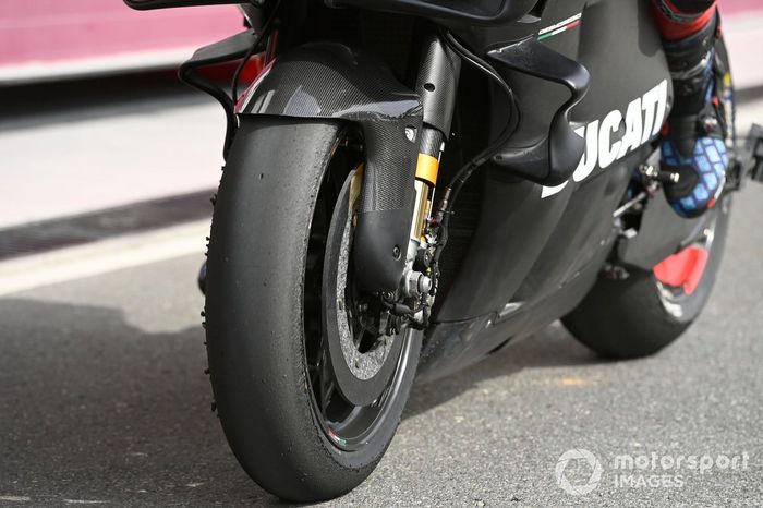 Detalle de la moto de Ducati Team