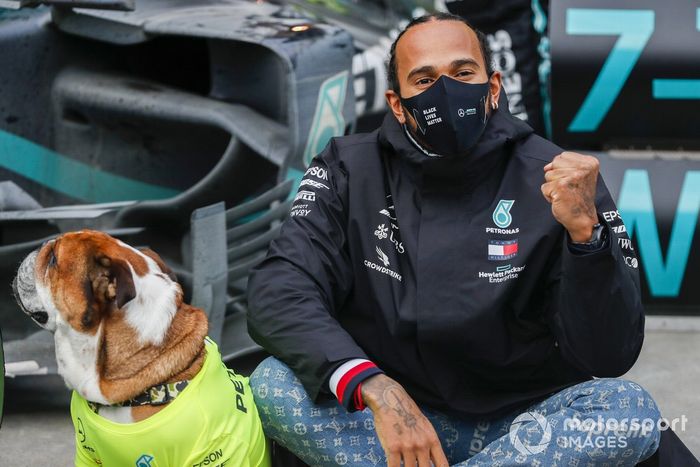 Lewis Hamilton, Mercedes-AMG F1, 1st position, his dog Roscoe and the Mercedes team celebrate after having secured a seventh world drivers championship title