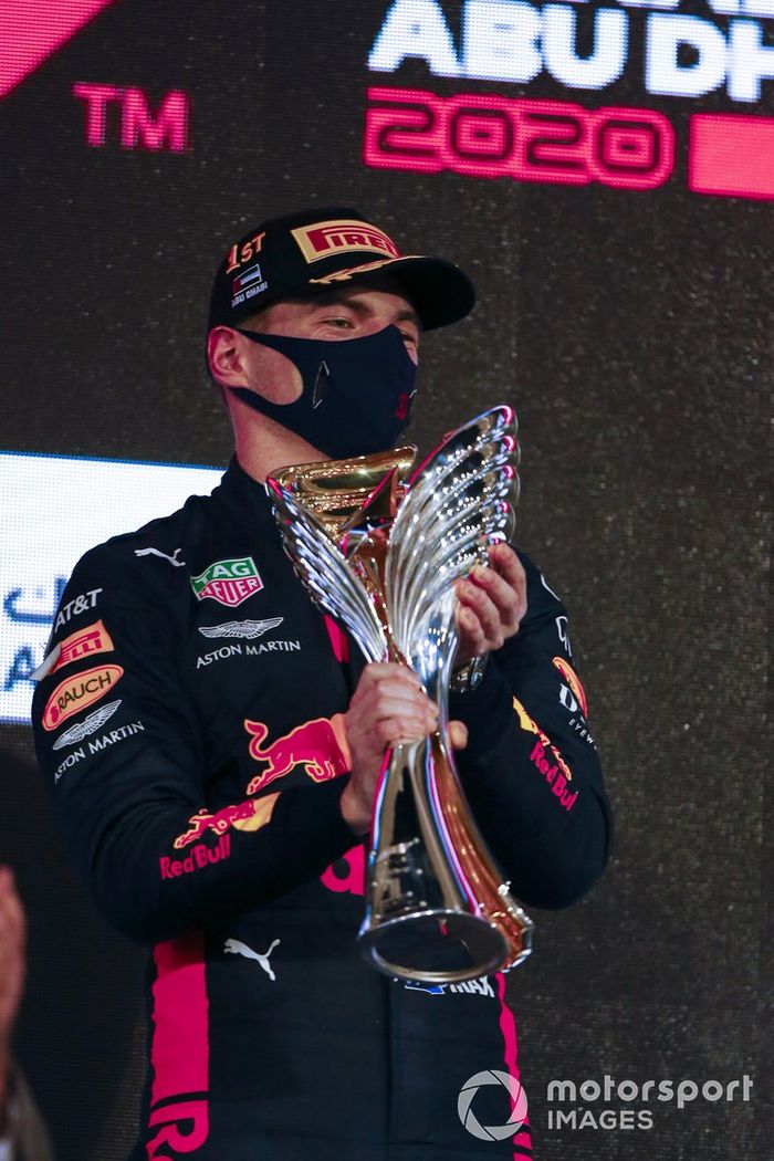 Podio: ganador de la carrera Max Verstappen, Red Bull Racing