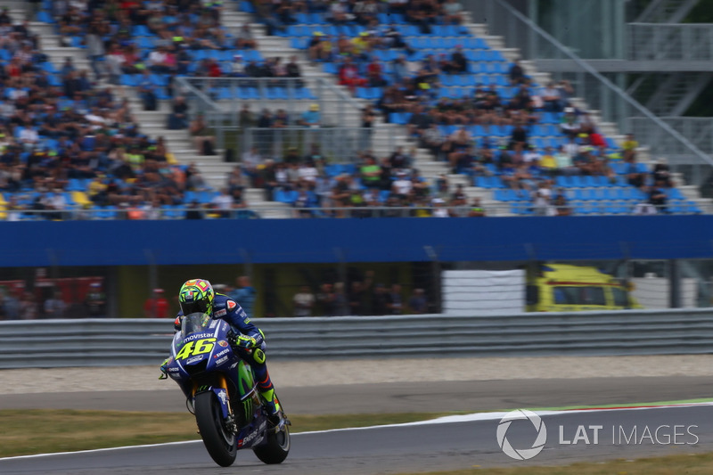 Валентино Росси, Yamaha Factory Racing