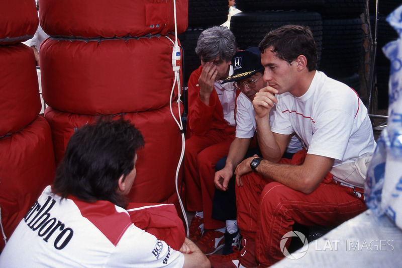 Ayrton Senna, McLaren, Steve Nichols, Gordon Murray, diseñador de McLaren, Osamu Goto, responsable de Honda Racing Team