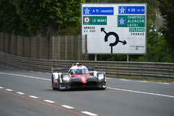 #9 Toyota Gazoo Racing Toyota TS050 Hybrid: JХосе Марія Лопес, Юдзі Кунімоті, Ніколя Лап'єрр