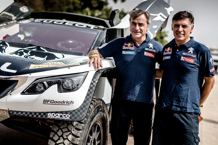 #304 Peugeot Sport Peugeot 3008 DKR: Carlos Sainz, Lucas Cruz