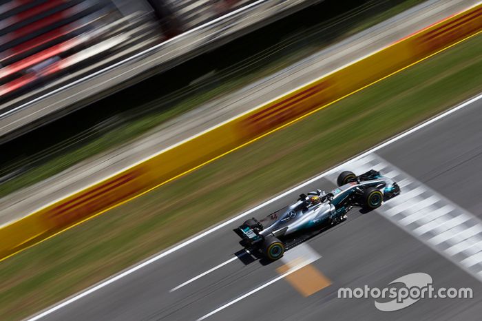 SÍ quieren que se otorguen puntos a la vuelta rápida de la carrera