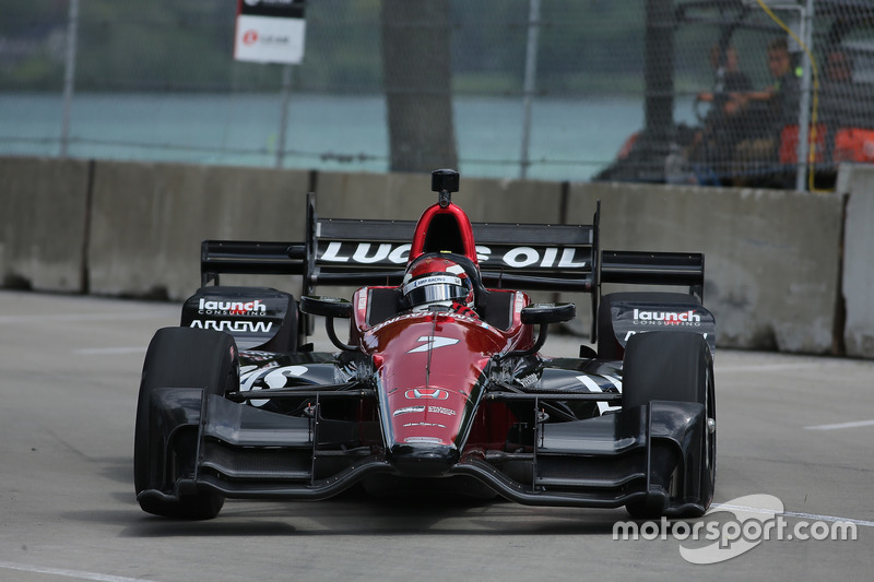 Indy 500: невезение Алешина
