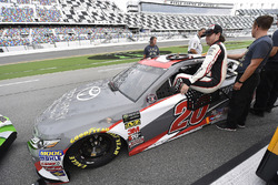 Erik Jones, Joe Gibbs Racing, Toyota Camry buyatoyota.com