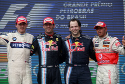 Podyum: 2. Robert Kubica, BMW Sauber, Yarış galibi Mark Webber, Red Bull Racing RB5, Ciaron Pilbeam,