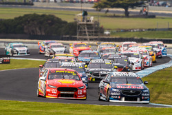 Jamie Whincup, Triple Eight Race Engineering Holden Scott McLaughlin, DJR Team Penske Ford