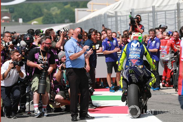 Ganador de la pole Valentino Rossi, Yamaha Factory Racing