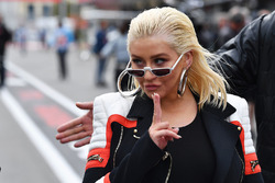 Christina Aguilera, on the grid