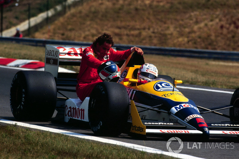 Nigel Mansell, Williams Judd FW12, mit Gerhard Berger, Ferrari