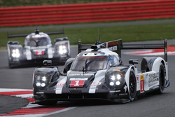 Timo Bernhard, Mark Webber, Brendon Hartley, #01 Porsche Team Porsche 919 Hybrid