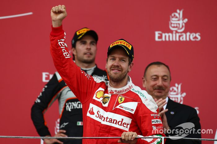 Podio: Segundo lugar Sebastian Vettel, Scuderia Ferrari SF16-H