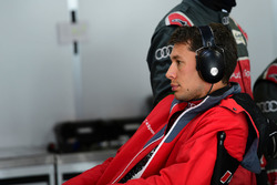 #8 Audi Sport Team Joest Audi R18 e-tron quattro: Loic Duval