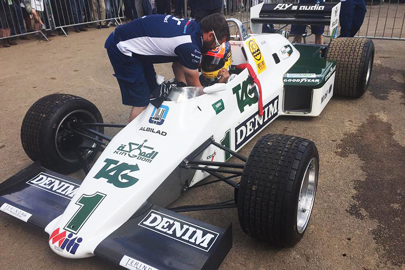 Karun Chandhok in the FW08C