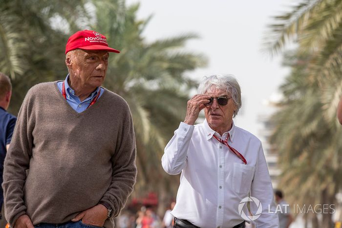 Niki Lauda, presidente no ejecutivo de Mercedes AMG F1 y Bernie Ecclestone