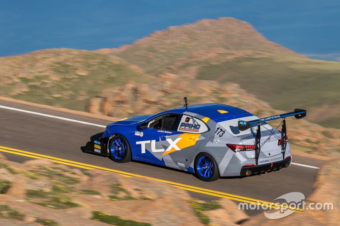 #173 Nick Robinson, Acura TLX A-Spec
